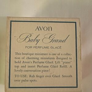 Avon Baby Grand Perfume Glacé Box - Cream and Blue